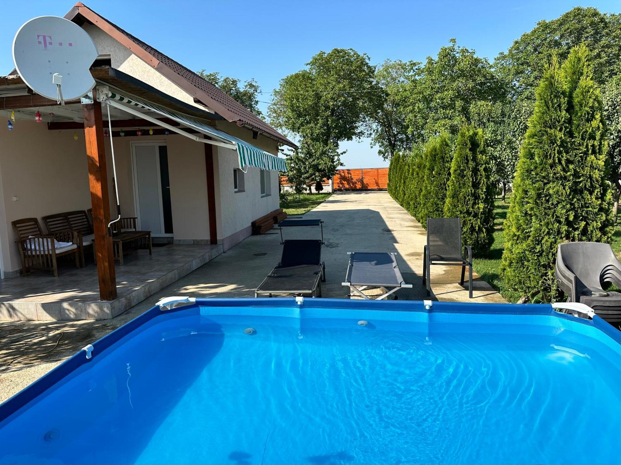 Casuta din livada Villa Botoşani Exterior foto